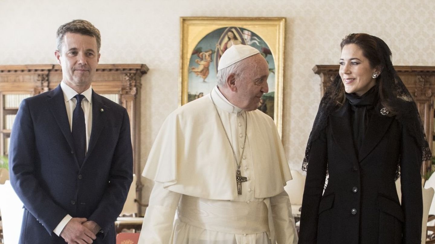 Sie besucht Papst Franziskus' Beerdigung