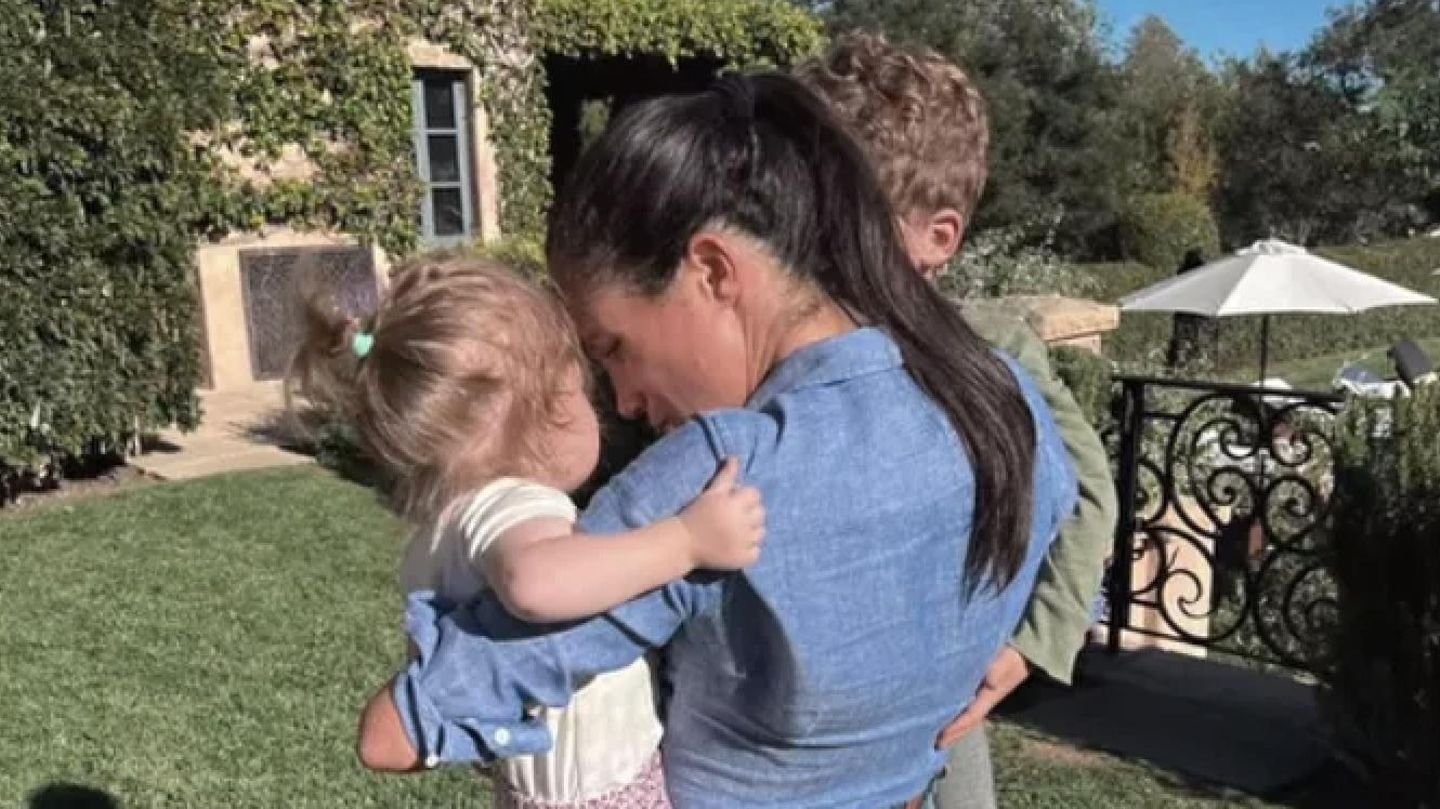 Archie oder Lilibet? Neues Foto ihrer Kinder gibt Rätsel auf