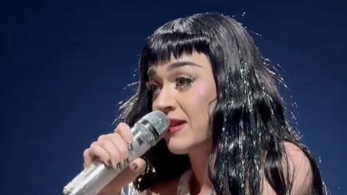 Sie droht Fan während Konzert – es geht um Ehemann Orlando Bloom