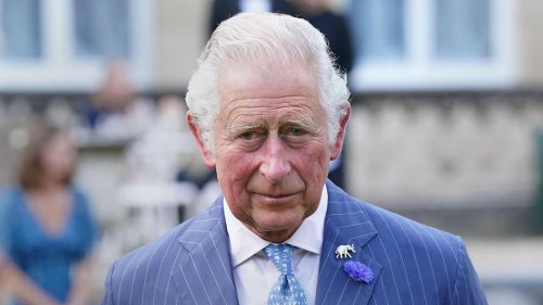 Waren diese Witze unangebracht? König Charles macht Scherze – doch niemand lacht mit