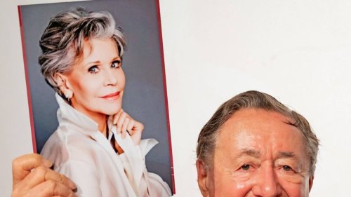 Jane Fonda begleitet ihn zum Opernball
