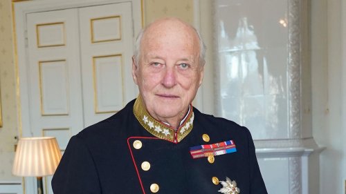 König Harald im Krankenhaus: Palast gibt Update zu seinem Gesundheitszustand
