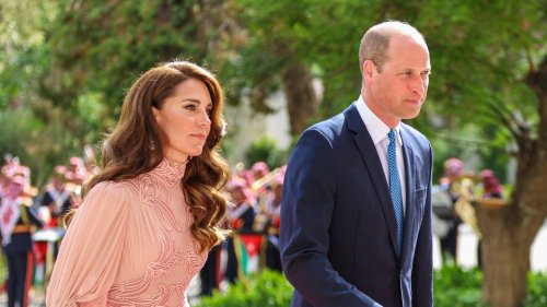 Körpersprache-Analyse: In Jordanien war Prinz William "übertrieben dominant" und behandelte Catherine, wie ein "freches Kind"