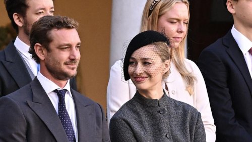 Sie unterstützt Ehemann Pierre auf die vielleicht romantischste Weise