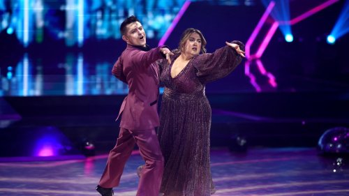 Nach "Let's Dance"-Aus! Sie meldet sich mit rührenden Worten