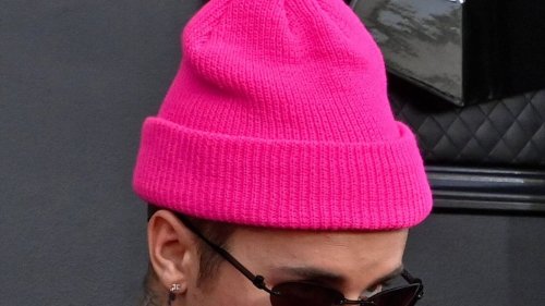 Tobende Wut auf Paparazzi