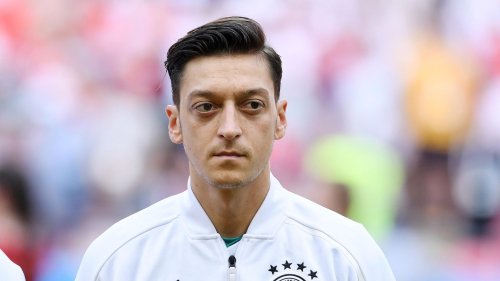 Mesut Özil beendet seine Karriere: "Zeit, die große Bühne zu verlassen"