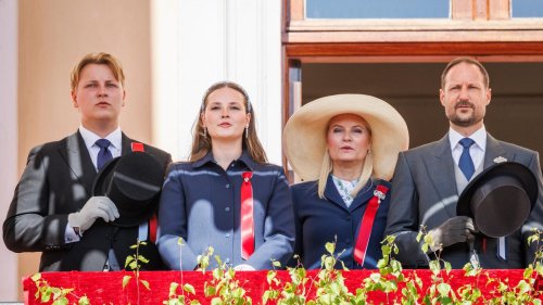 Premiere: Mit diesem Auftritt überrascht er alle