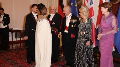 König Charles: Herzliche Begrüßung mit Motsi Mabuse beim Staatsbankett