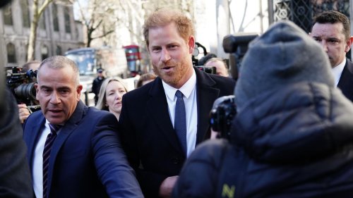 Überraschende Bilder aus London! Prinz Harrys viertägige Anhörung startet bereits heute