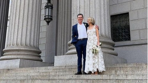 Naomi Watts hat "Ja" gesagt: Erste offizielle Fotos als Eheleute! Sie hat ihren Billy geheiratet