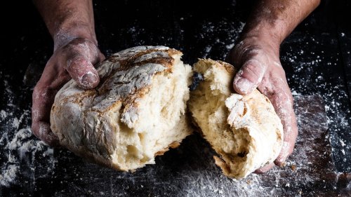 Blitz-Rezept fürs Wochenende: So einfach gelingt Jamie Olivers 3-Zutaten-Brot