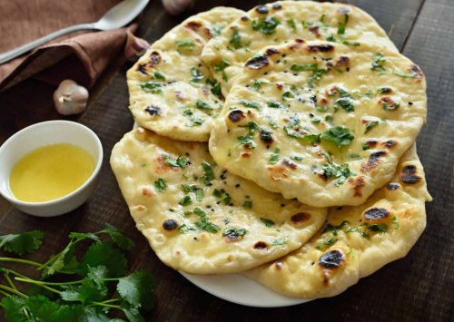 How To Make Homemade Naan (Recipe Guide)