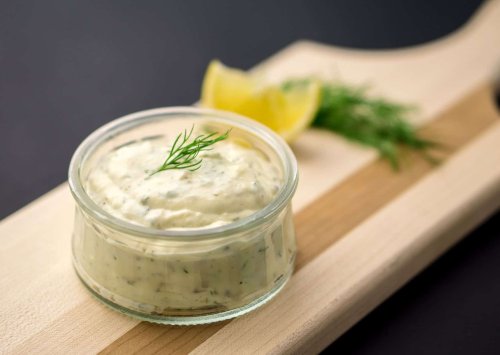 How To Make Homemade Tartar Sauce (Recipe Guide)