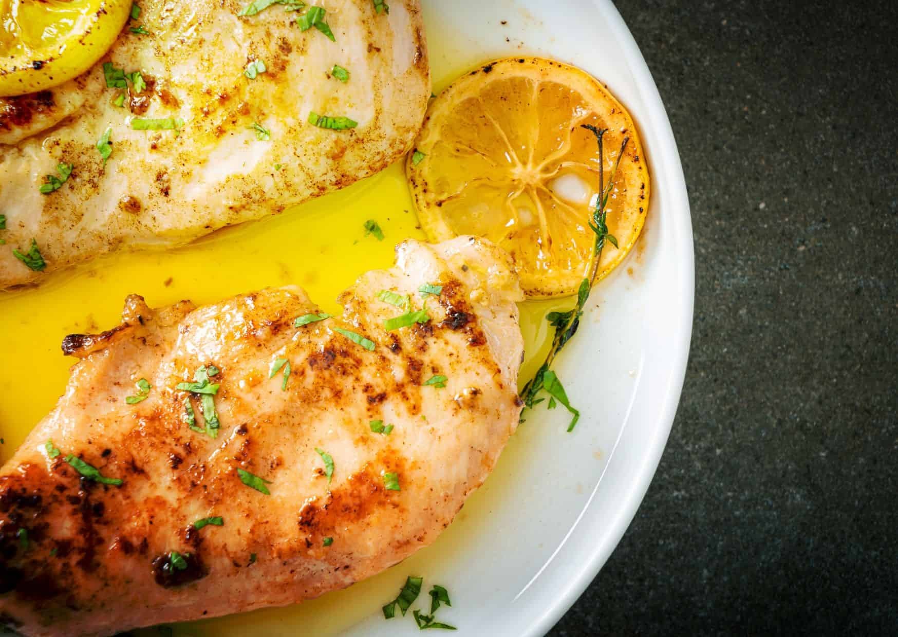 Stop Drowning Chicken Piccata In Sauce: This Chicken Piccata Is Lemony, Buttery And Impossible To Resist