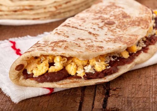 The Most Popular Food In Honduras: How To Make Homemade Baleadas (Recipe Guide)