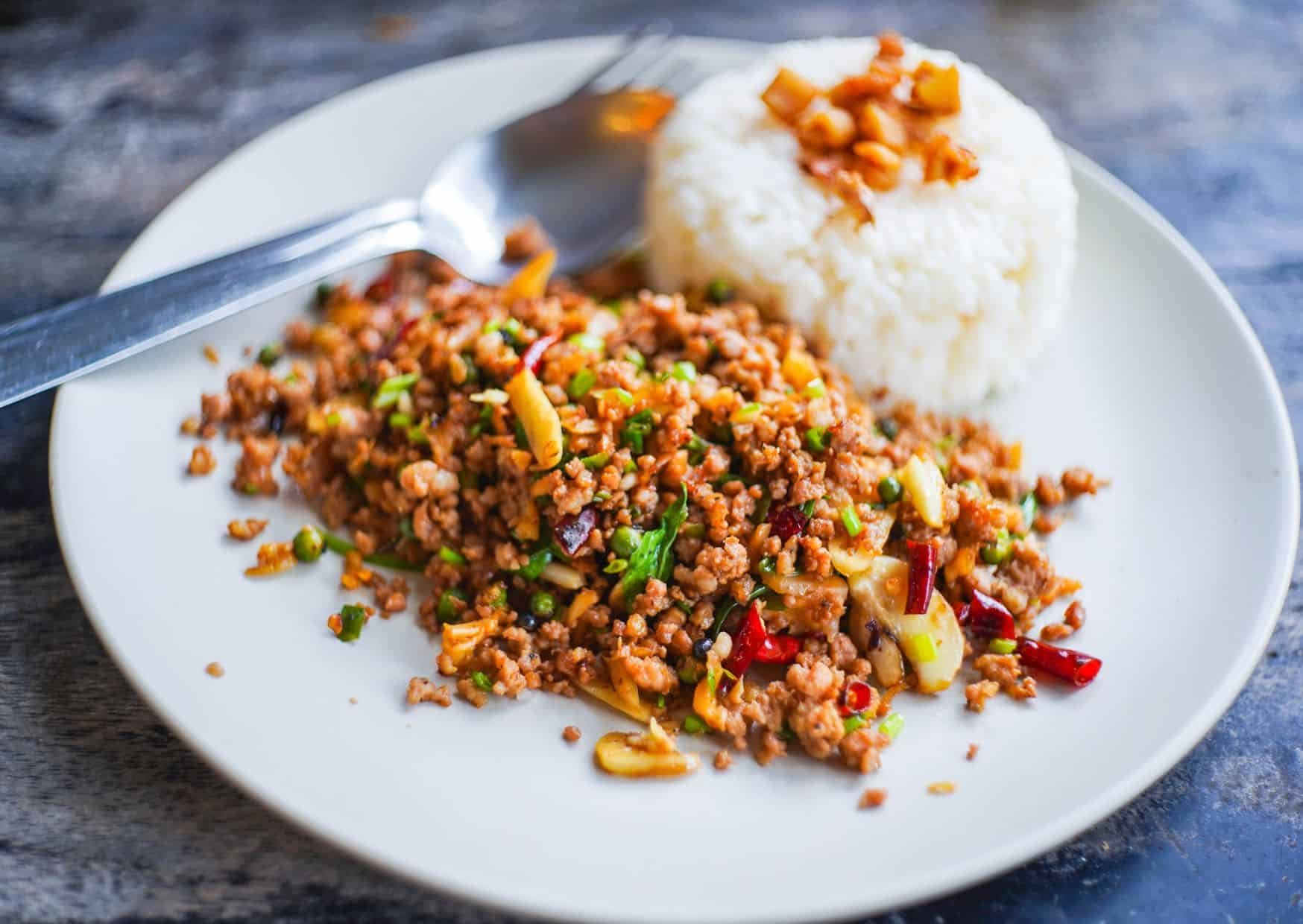 How Pad Kra Pao Is Actually Made In Thailand: This 20-Minute Thai Dinner Is Spicy, Garlicky And Addictive