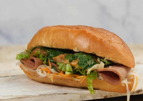 How To Make Vietnamese Banh Mi (Recipe Guide)