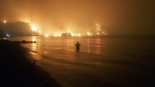 'Humanity is on thin ice:' Major UN report says 'urgent' action is needed to combat climate change