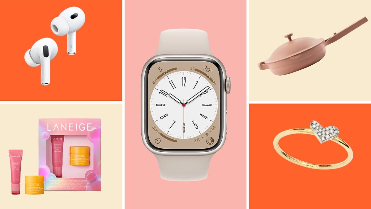40+ best gifts for your girlfriend in 2022