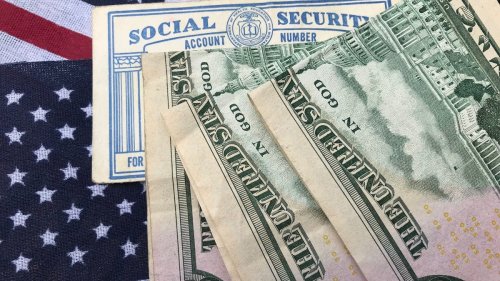 Social Security benefits hike could bring retirees extra $1,800 in 2023