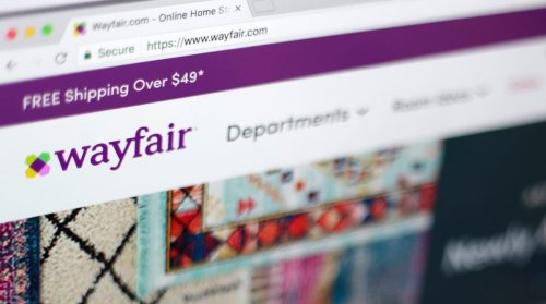 Wayfair cuts nearly 900 jobs, 5% of its worldwide workforce, amid sales decline