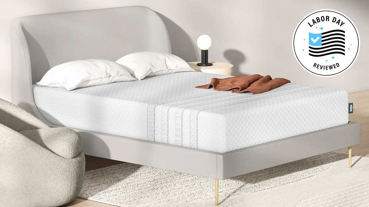 Shop the Leesa Labor Day sale for up to $700 off quality mattresses and get free pillows