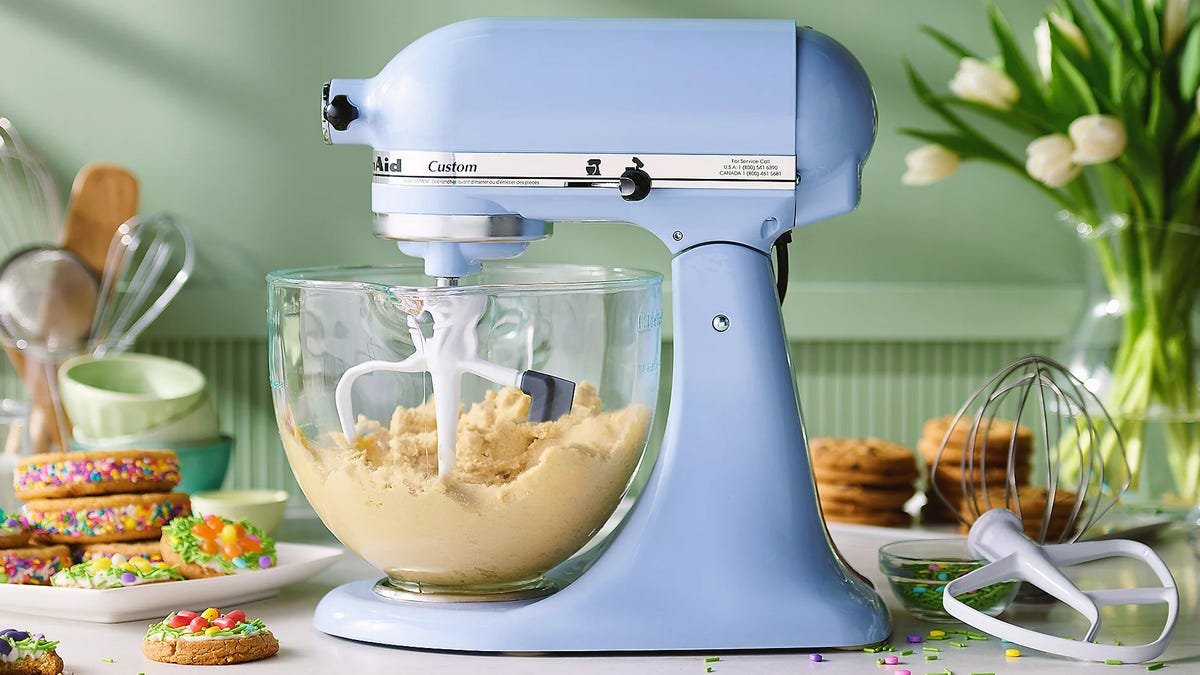 Bakers rejoice with the iconic KitchenAid mixer on sale at QVC—save $80 today only