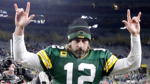 In season-ending interview on 'The Pat McAfee Show,' Aaron Rodgers says 'love and debate' will help get world out of COVID-19 pandemic