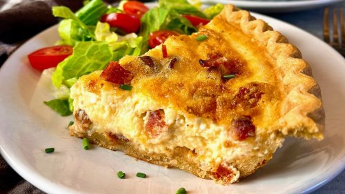 The only brunch recipe you'll ever need is this 8-ingredient quiche Lorraine