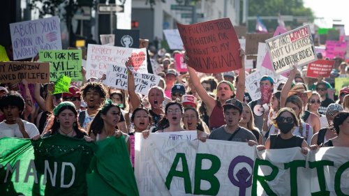 Abortion illegal in Texas again: Texas Supreme Court blocks order that allowed abortions to resume