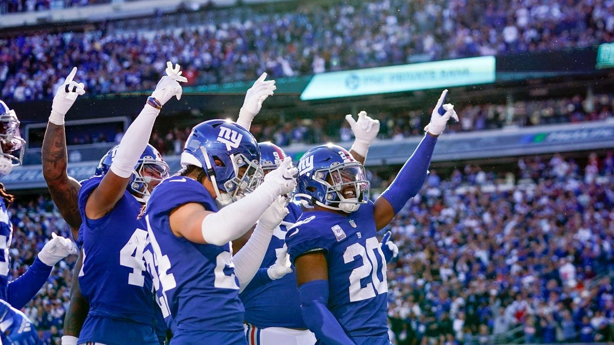 New York Giants at Jacksonville Jaguars: Predictions, picks and odds for NFL Week 7 matchup
