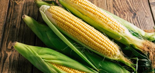 What’s the Best Way to Season Corn on the Cob?