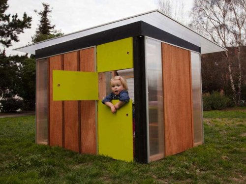 A Playhouse That's Kid Friendly Without Kitsch - Gardenista