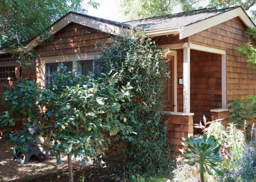 Outbuilding of the Week: The Ultimate Writers' Studio, Berkeley Edition - Gardenista
