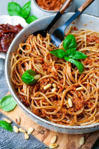Pesto Rosso selber machen: So einfach, so lecker, so schnell