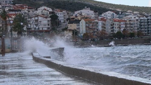 Ege Denizi'nde perşembe günü için fırtına uyarısı