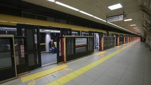 Üsküdar-Çekmeköy metrosunda arıza: Bazı duraklarda seferler yapılamıyor