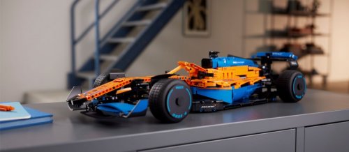 LEGO Technic Meets McLaren: Formula 1™ Race Car 42141