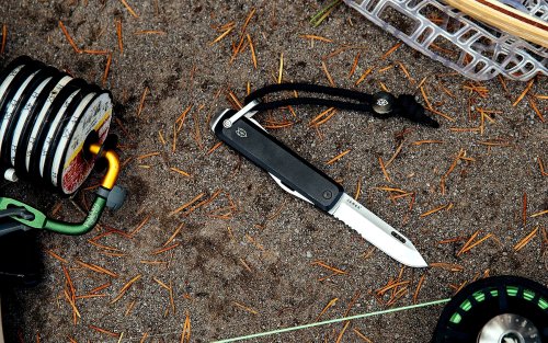 10 Pocket Knives Worthy Of Your Everyday Carry