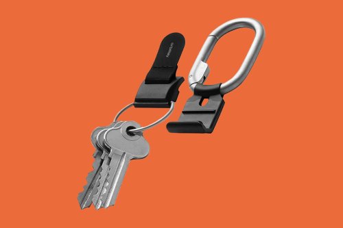 I Found the Perfect Keychain Carabiner and It Has a Clever Feature