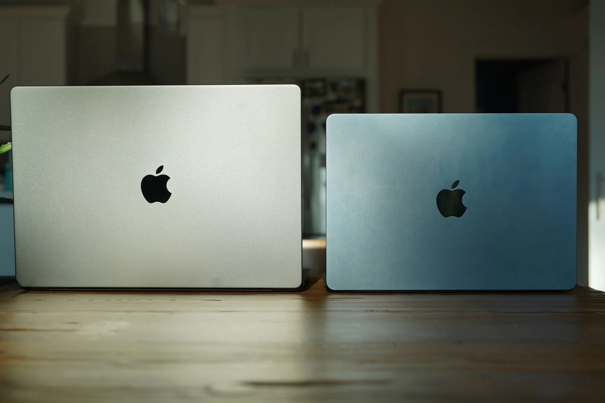 MacBook Air Vs. MacBook Pro: Which of Apple’s New Laptops Is Right For You?