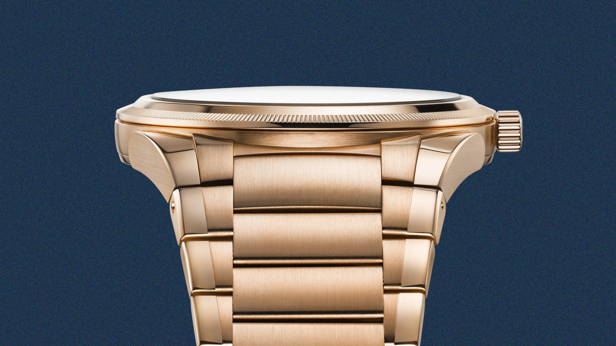 This Top Sleeper Sports Watch Gets a New Grail Edition