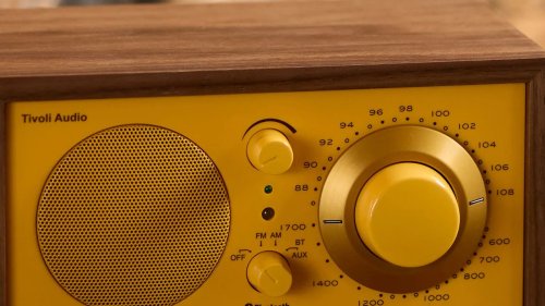 An American Audio Company Reimagines Its Iconic Affordable Speaker with 1970s Nostalgia