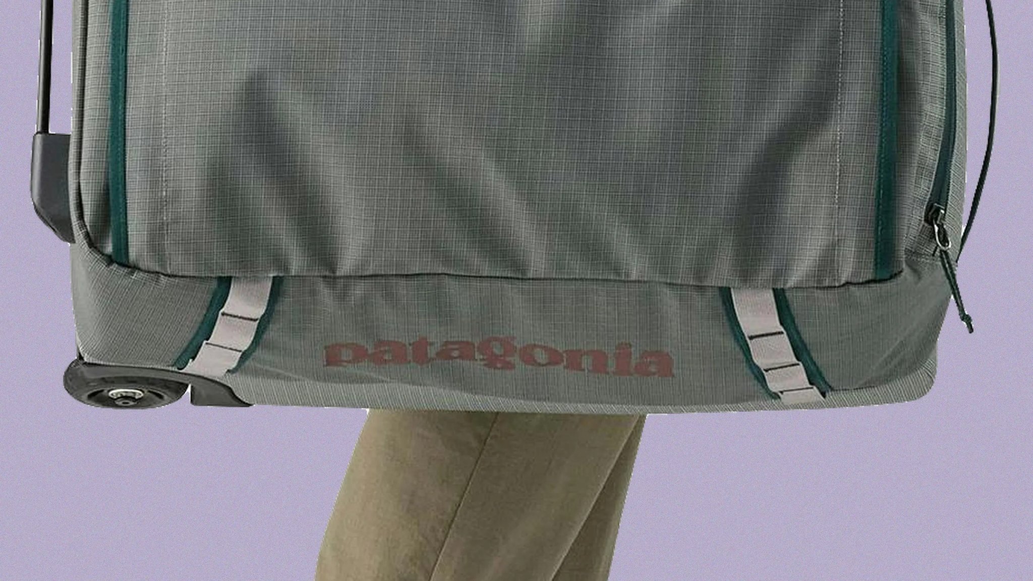 Huckberry Shaves Over $100 Off Patagonia’s Carry-On Black Hole Wheeled Duffel