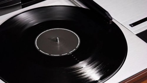 A Legendary Hi-Fi Company Just Reimagined Its Iconic Turntable from the 1970s