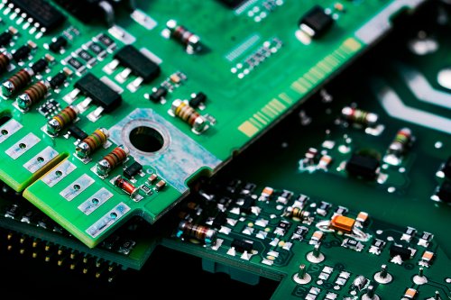 Washington governor signs bill that could stoke semiconductor industry, draw CHIPS Act funding