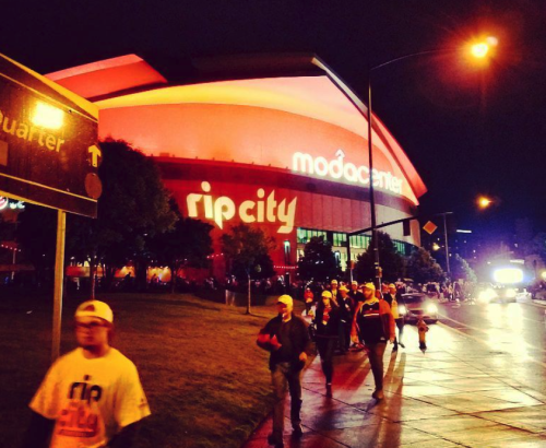 MacKenzie Scott, Jeff Bezos, and other billionaires that could buy the Blazers