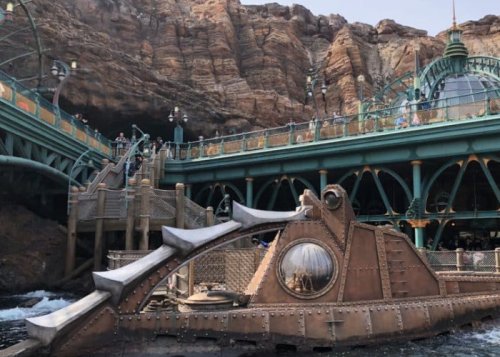 Disney 20,000 Leagues ride brought back to life in VR