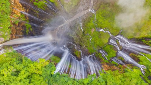 Südostasien Indonesiens Naturwunder: Acht Orte wie von einer anderen Welt